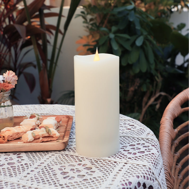 Natural Paraffin Wax LED Pillar Candles with Flickering